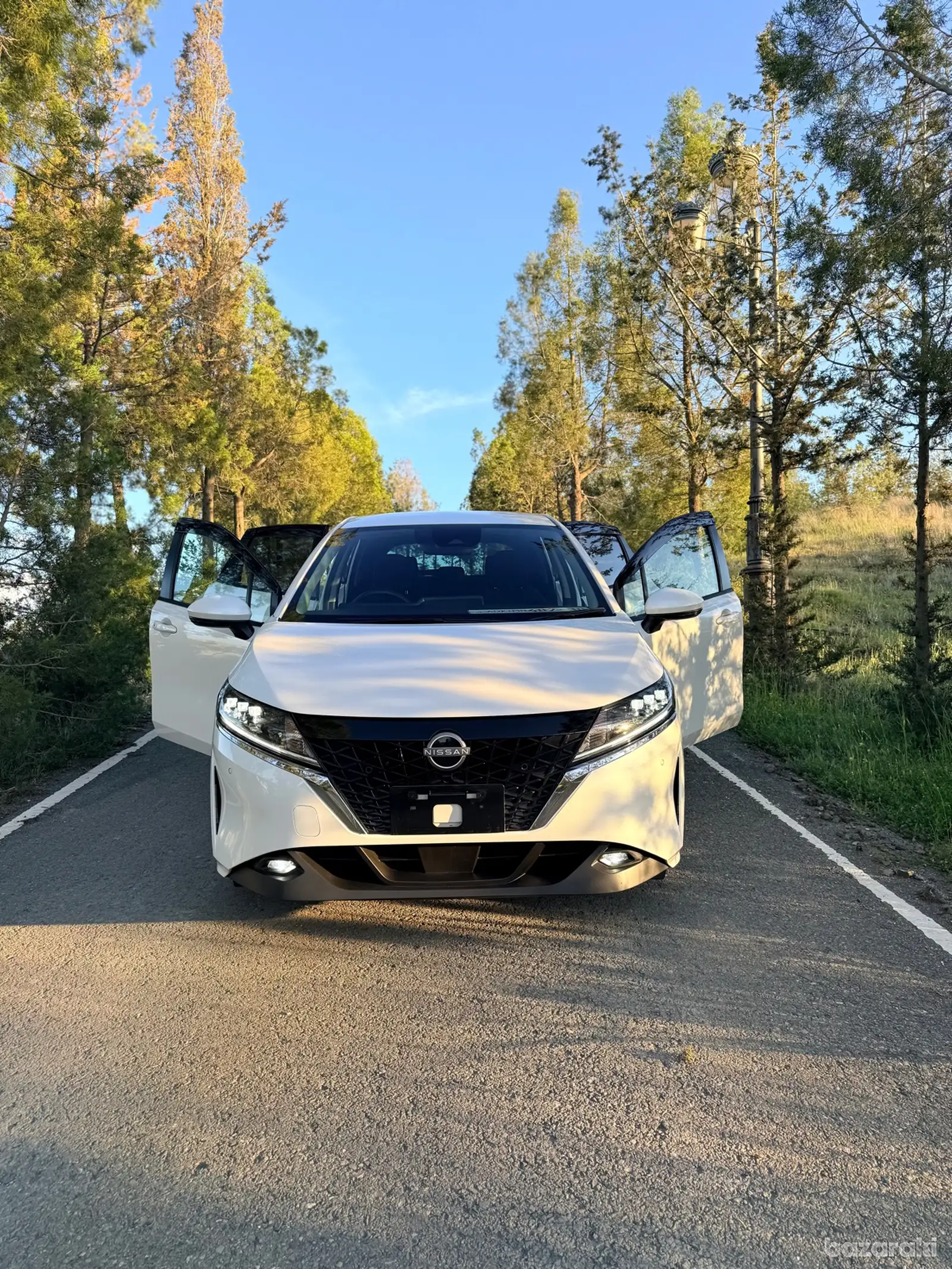 Vehicle main image