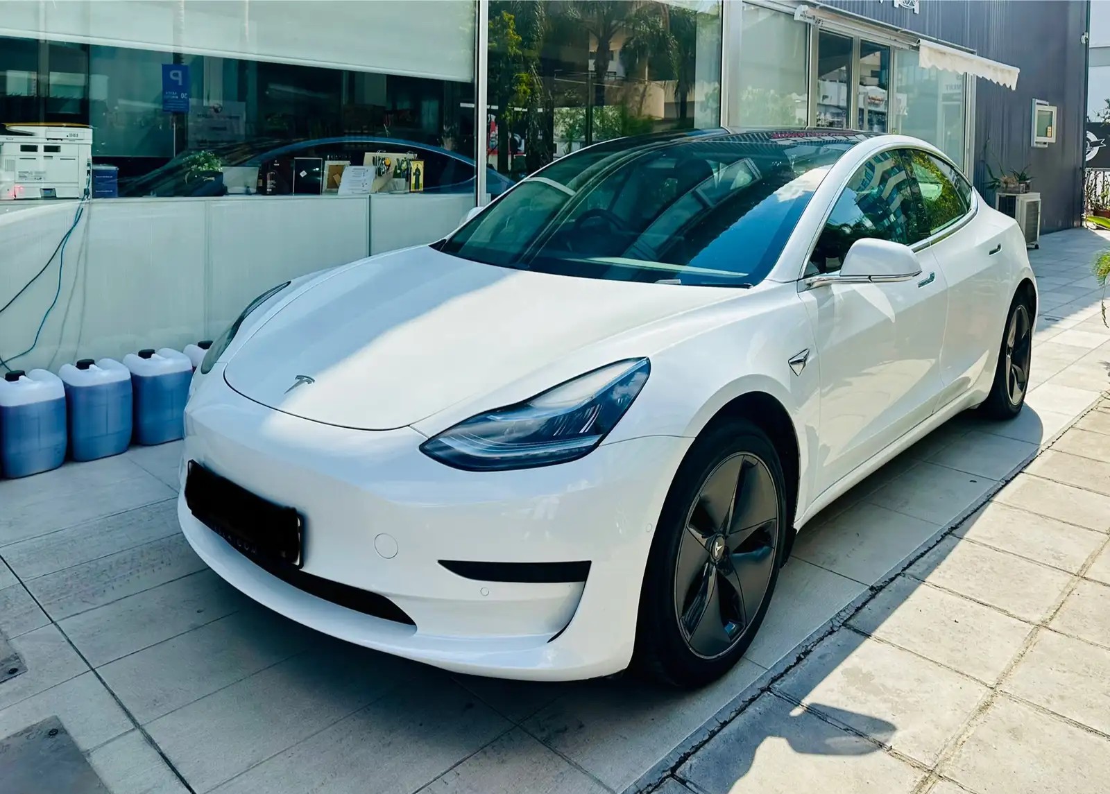 Vehicle main image