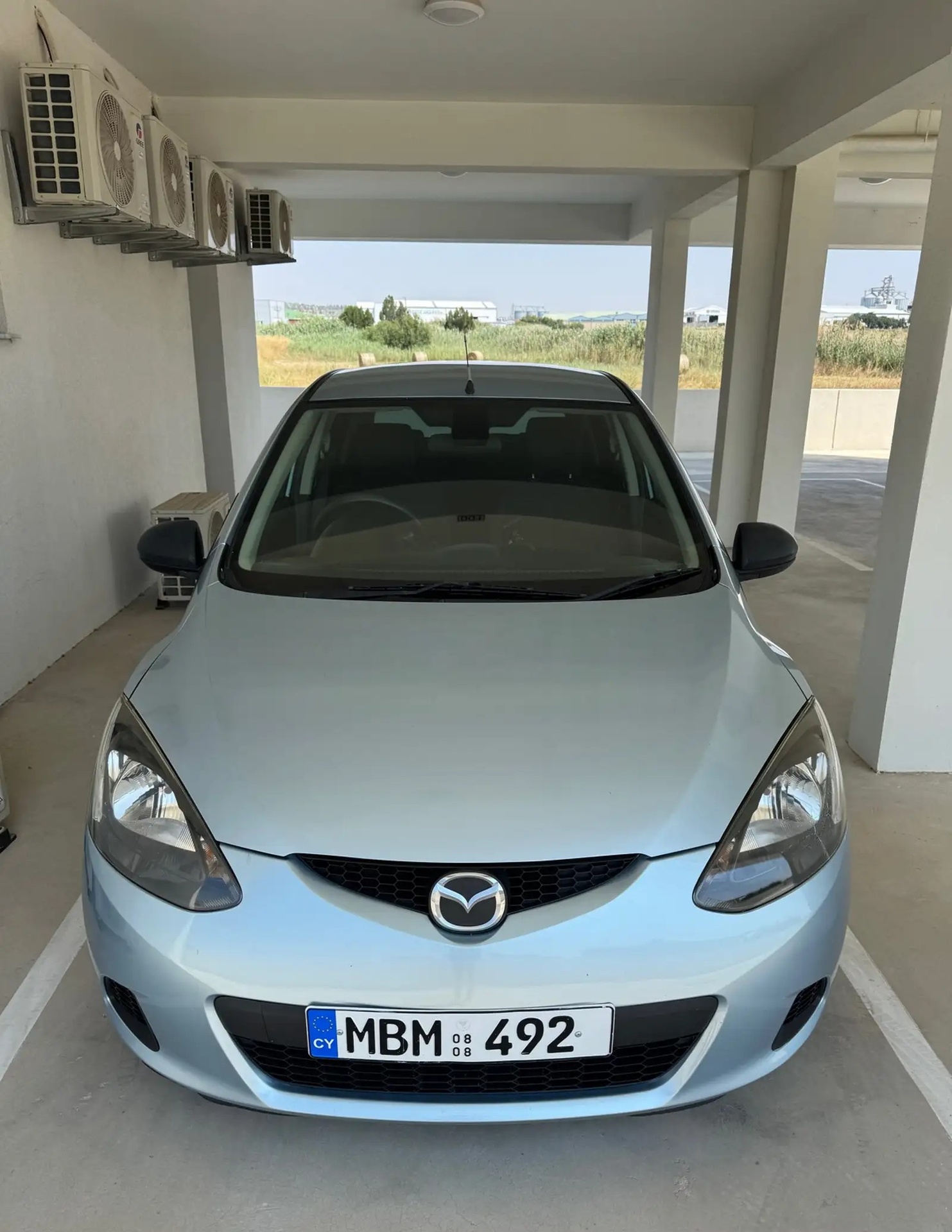 Vehicle main image